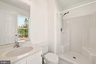 5301 Broadwater St, Temple Hills, MD 20748 - Photo 25