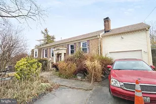 5203 Oahu Ct, Temple Hills, MD 20748 - Photo 3