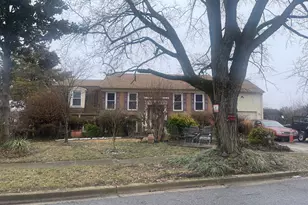 5203 Oahu Ct, Temple Hills, MD 20748 - Photo 11