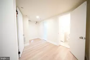 6122 54th Ave, Riverdale, MD 20737 - Photo 23