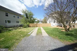 6122 54th Ave, Riverdale, MD 20737 - Photo 3