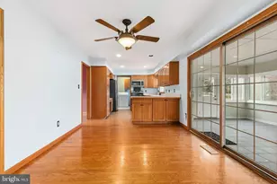 12304 Tilbury Ln, Bowie, MD 20715 - Photo 9