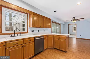 12304 Tilbury Ln, Bowie, MD 20715 - Photo 17