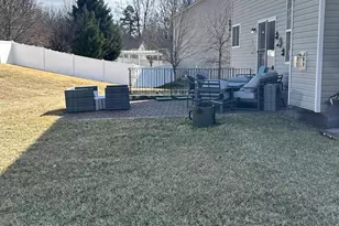 5603 Olivia Ct, Bowie, MD 20720 - Photo 3