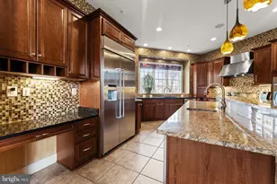 12813 Vicar Woods Ln, Bowie, MD 20720 - Photo 65