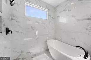 129 Smt Pt Blvd, Bowie, MD 20716 - Photo 17