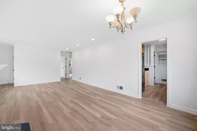 6709 Forest Hill Drive, University Park, MD 20782 - Photo 9