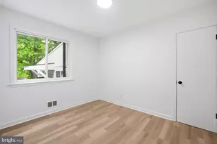 6709 Forest Hill Dr, University Park, MD 20782 - Photo 17