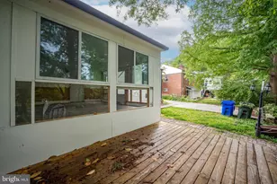 6709 Forest Hill Dr, University Park, MD 20782 - Photo 43