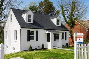 2005 Gaylord Dr, Suitland, MD 20746 - Photo 1