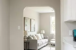 2005 Gaylord Dr, Suitland, MD 20746 - Photo 3