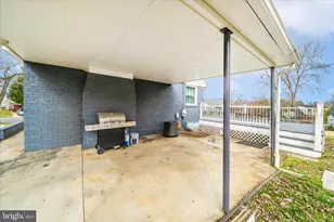 8300 Larchwood St, Hyattsville, MD 20784 - Photo 51