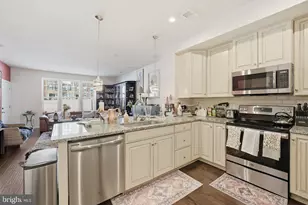 10123 Dorsey Ln, Lanham, MD 20706 - Photo 7