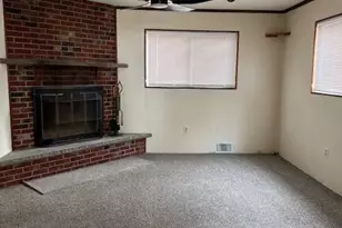 5905 Mustang Dr, Riverdale, MD 20737 - Photo 7