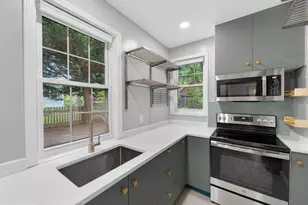 4409 Beechwood Rd, University Park, MD 20782 - Photo 17