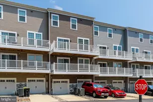 9639 Glassy Creek Way, Upper Marlboro, MD 20772 - Photo 23