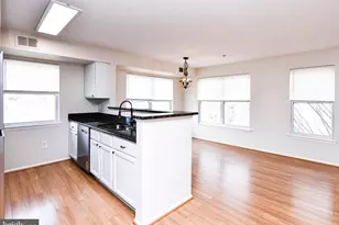 13900 Farnsworth Ln, Upper Marlboro, MD 20772 - Photo 27