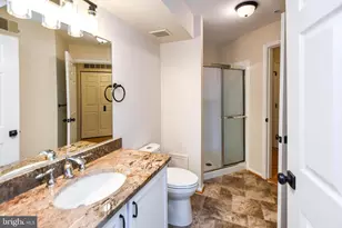 13900 Farnsworth Ln, Upper Marlboro, MD 20772 - Photo 45