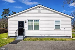 5123 Navahoe St, College Park, MD 20740 - Photo 9