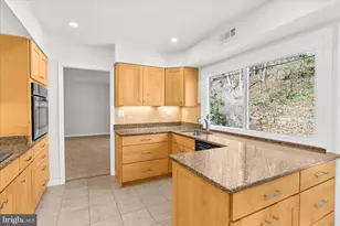 15808 Plainview Ln, Bowie, MD 20716 - Photo 13