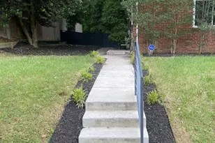 2217 Gaylord Dr, Suitland, MD 20746 - Photo 3