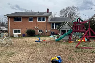7407 Sweetbriar Dr, College Park, MD 20740 - Photo 33