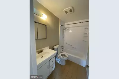 7407 Sweetbriar Drive, College Park, MD 20740 - Photo 11