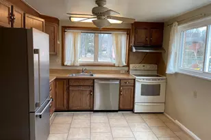 7407 Sweetbriar Dr, College Park, MD 20740 - Photo 19
