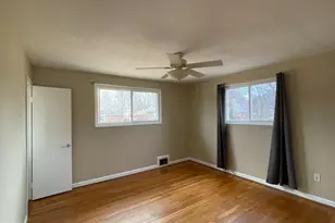 7407 Sweetbriar Dr, College Park, MD 20740 - Photo 7