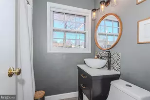 12520 Chelton Ln, Bowie, MD 20715 - Photo 17