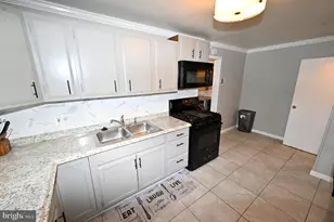 2610 Lakehurst, District Heights, MD 20747 - Photo 7