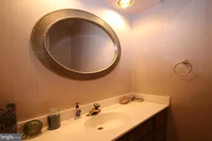 4708 Silverbrook Way, Bowie, MD 20720 - Photo 17