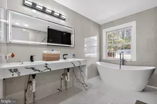 10706 Wynfield Ct, Glenn Dale, MD 20769 - Photo 15