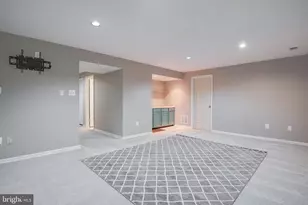 10814 Weeping Willow Ln, Beltsville, MD 20705 - Photo 47