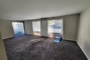 554 Wilson Bridge Dr, Oxon Hill, MD 20745 - Photo 5