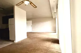 9282 Adelphi Rd, Hyattsville, MD 20783 - Photo 5