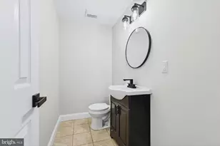 10908 Wharton Dr, Upper Marlboro, MD 20774 - Photo 17