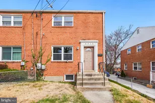 6212 Carters Ln, Riverdale, MD 20737 - Photo 1