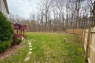 7400 Prospect Hill Ct, Glenn Dale, MD 20769 - Photo 3