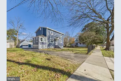 5010 Pierce Avenue, College Park, MD 20740 - Photo 3