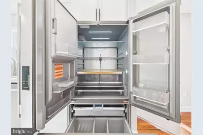 5010 Pierce Avenue, College Park, MD 20740 - Photo 19