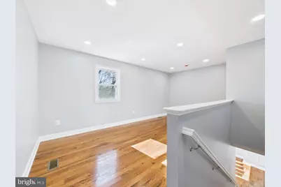 5010 Pierce Avenue, College Park, MD 20740 - Photo 27
