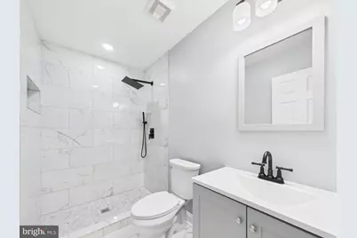 5010 Pierce Avenue, College Park, MD 20740 - Photo 31