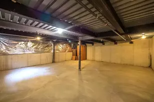 7701 Croom Rd, Upper Marlboro, MD 20772 - Photo 37