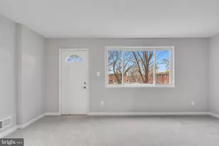 5005 Roseld Ct, Oxon Hill, MD 20745 - Photo 9