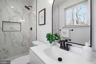 7400 Colchester Dr, Clinton, MD 20735 - Photo 11