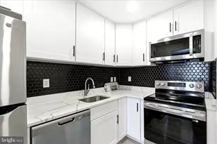 16 Daimler Dr, Capitol Heights, MD 20743 - Photo 5