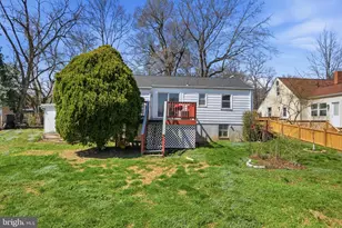 9501 49th Pl, College Park, MD 20740 - Photo 25