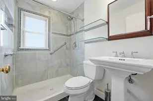 9501 49th Pl, College Park, MD 20740 - Photo 15