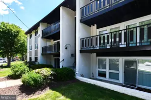 3122 Brinkley Rd, Temple Hills, MD 20748 - Photo 3